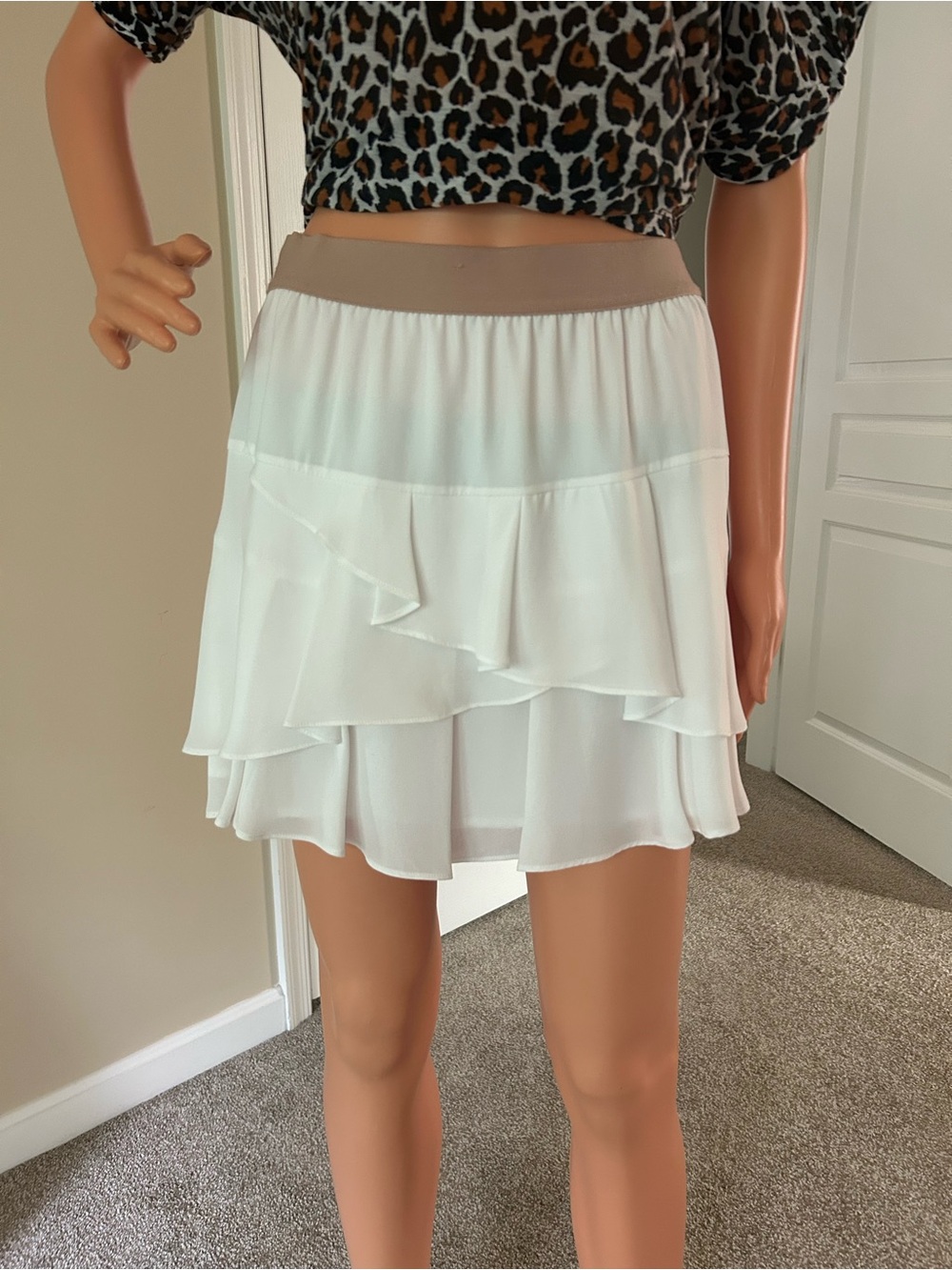 BCBG White Tiered Ruffle Mini Skirt with Tan Waistband
